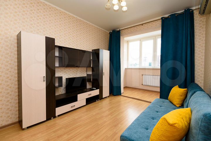 2-к. квартира, 90 м², 7/14 эт.