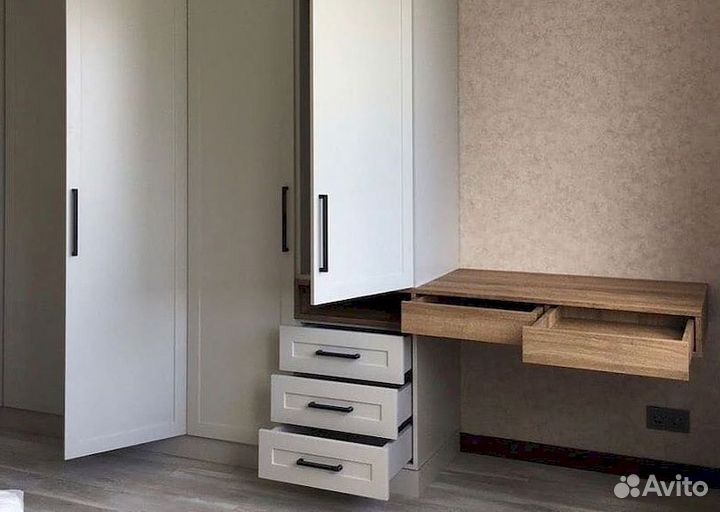 Шкаф двухстворчатый