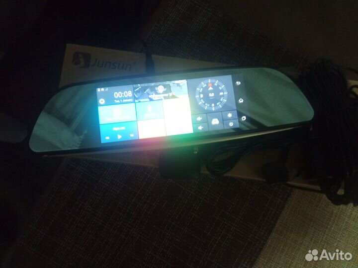 Накладное зеркало заднего вида с навигацией и реги