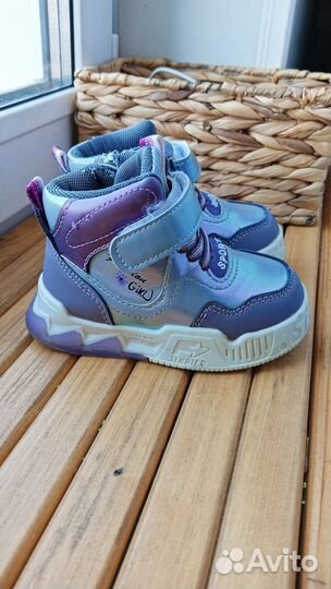 Ботинки демисезонные для девочки 22 размер