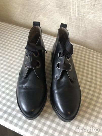 Ботинки фирмы Andre