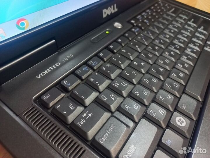 Ноутбук Dell Vostro 1000