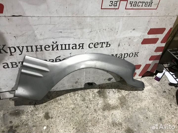 Накладка заднего крыла левого Hyundai Galloper I (1991—2003)