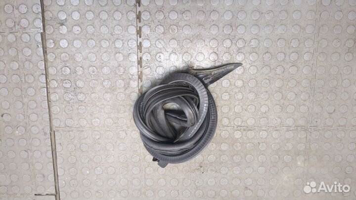 Уплотнитель Volkswagen Arteon, 2019