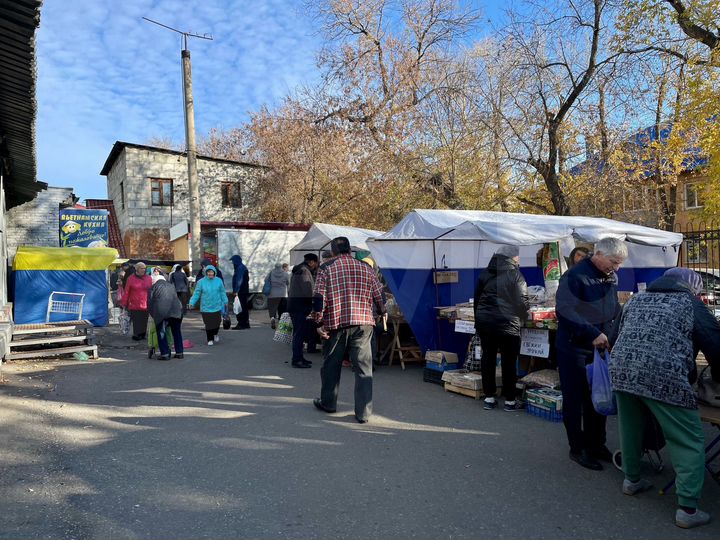 Место для уличной торговли на Советском рынке