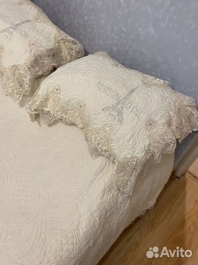 Покрывало на кровать