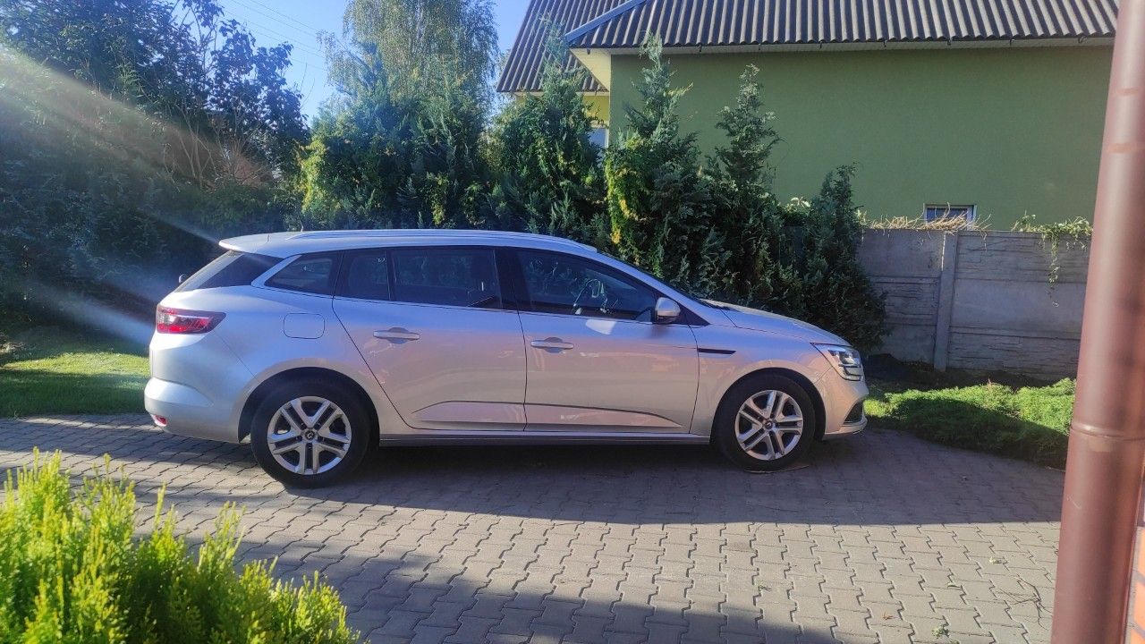 Renault Megane: фото владельца