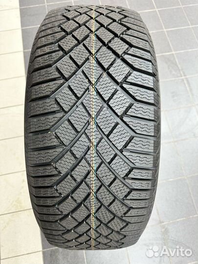 Continental ContiVikingContact 7 265/60 R18 114T