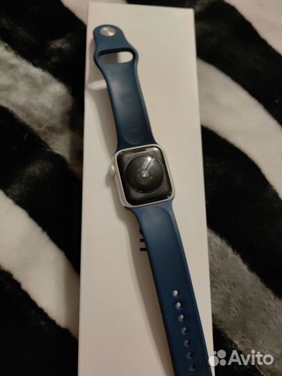 Часы apple watch se 40 mm 2021