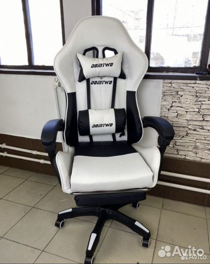 Игровое кресло с массажем