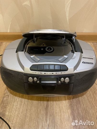 Кассетная магнитола с сд-прогрывателем