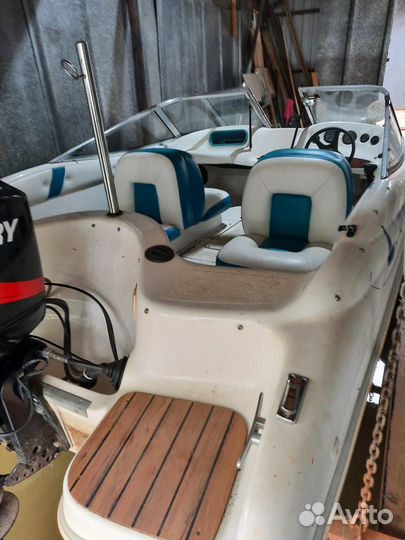 Продается катер, эллинг и хозблок