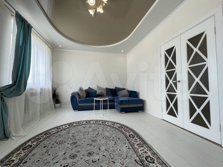 3-к. квартира, 91 м², 16/17 эт.