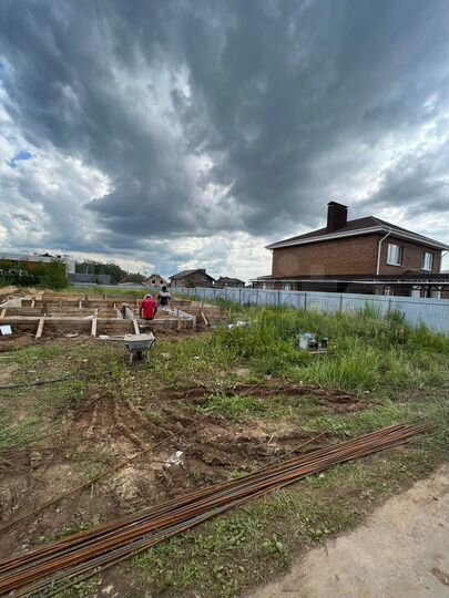 Дом 176 м² на участке 8 сот.