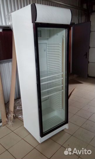 Холодильный шкаф