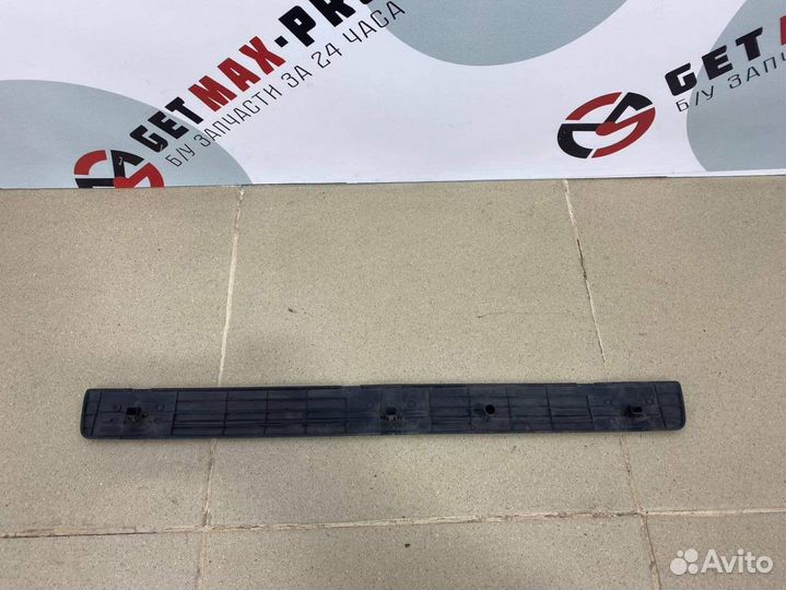 Накладка на порог (наружная) Nissan Almera N16 200