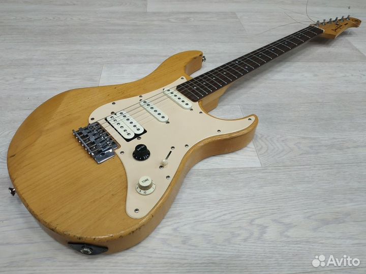 Электрогитара Yamaha Pacifika Тайвань
