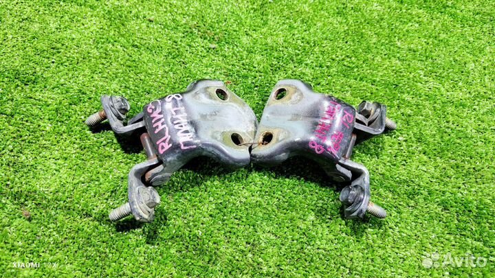 Петли двери задней левой Mitsubishi Galant 8