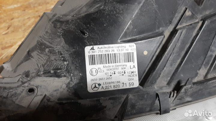 Фара Mercedes передняя левая W221