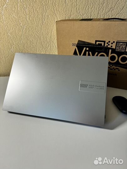 Asus Vivobook Go 15 R5 7520U 16/512gb