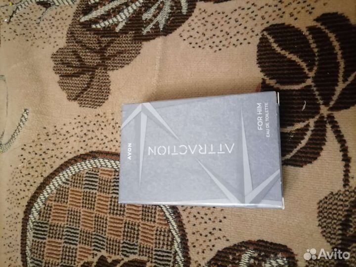 Парфюмерная вода от avon