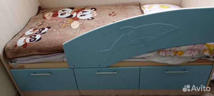 Детская кроватка