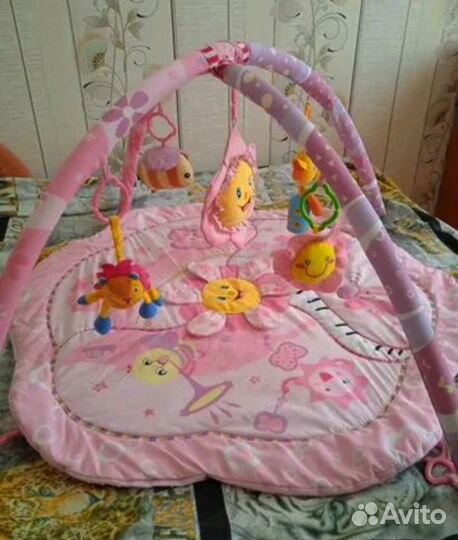 Развивающий коврик + игрушки