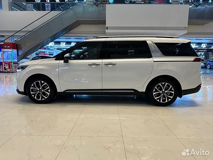 Kia Carnival 2.0 AT, 2021, 19 000 км