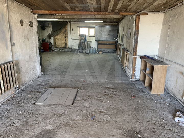 Гараж, > 30 м²