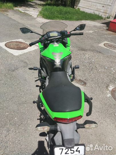 Kawasaki Ninja 400 R