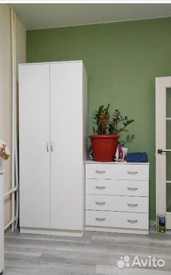 Шкаф для прихожей Белый