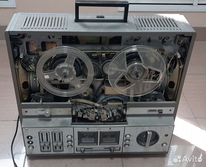 Катушечный магнитофон Астра 110с -1