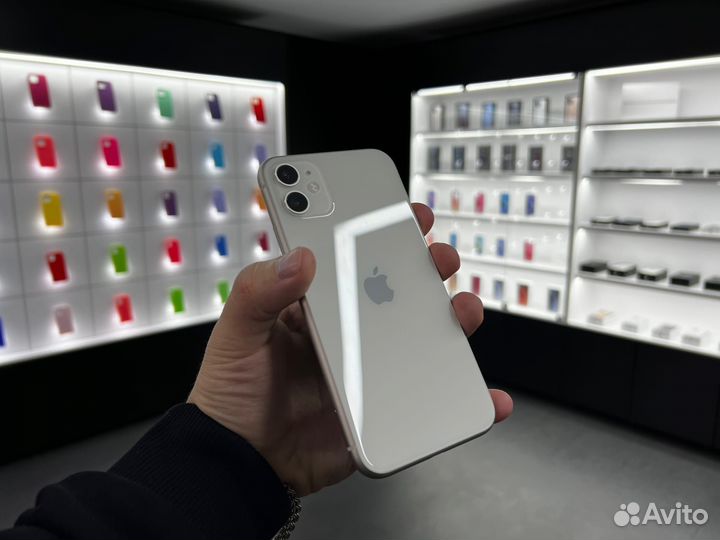 iPhone 11, 128 ГБ
