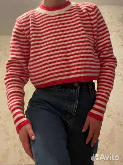 Свитер женский весенний