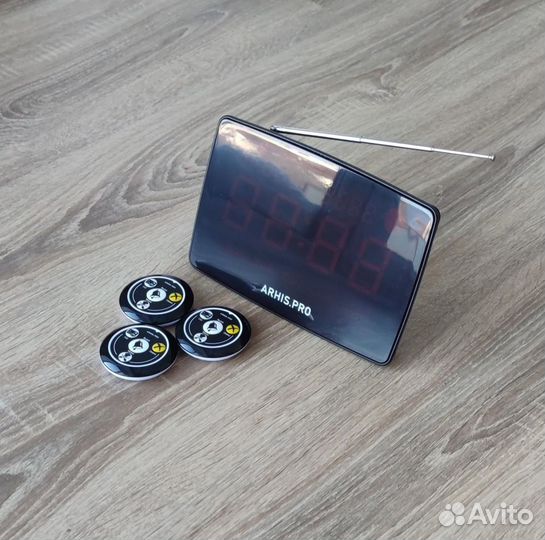 Кнопка вызова персонала или официанта с табло