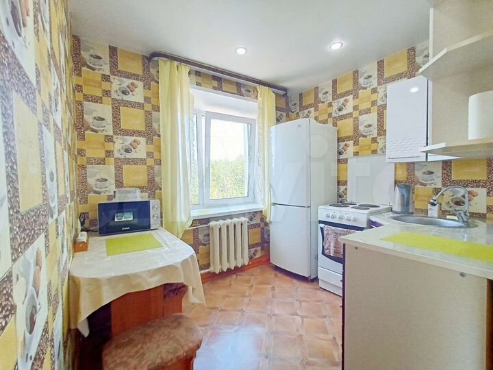 1-к. квартира, 30 м², 3/3 эт.