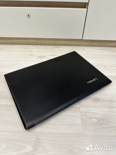 Большой Мощный Ноутбук Lenovo