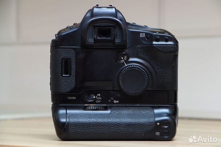 Canon 1V пленочный 35мм