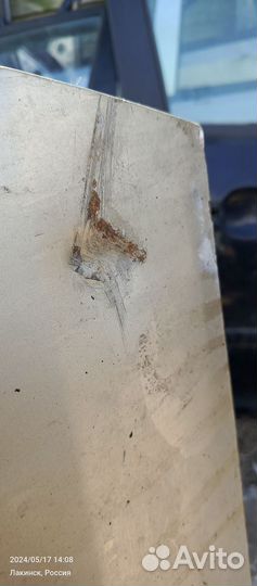 Передняя правая дверь renault Logan 1