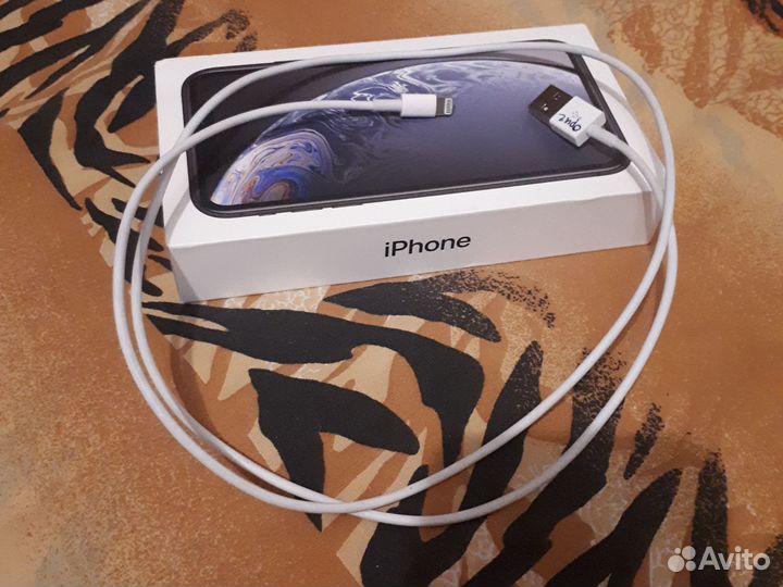 Оригинальный кабель iPhone 11