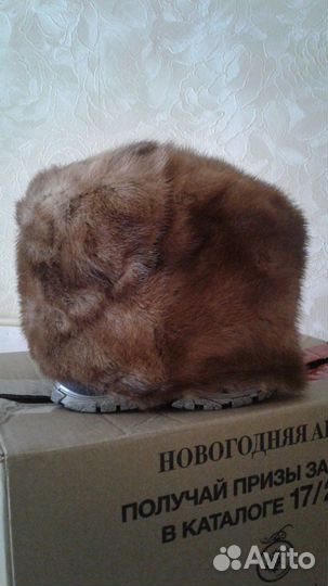 Воротники, остатки от шуб, шапок