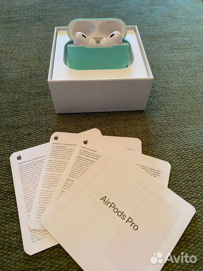 Apple AirPods Pro 2