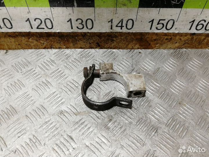 Кронштейн Infiniti Qx 2004-2009