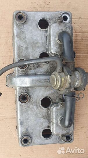 Клапанная крышка Kawasaki ZZR600