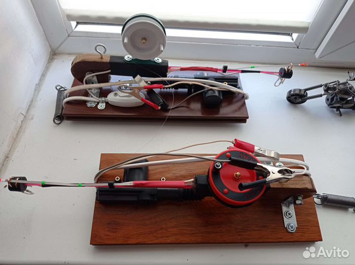 Самоподсекающая зимняя удочка