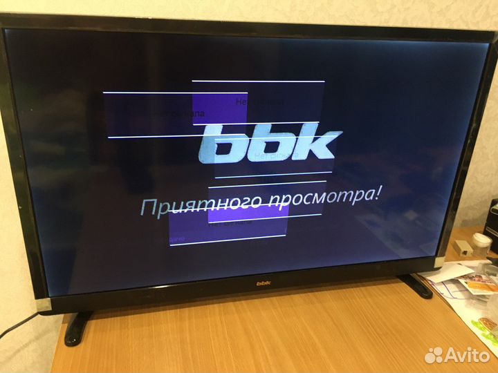 Телевизор BBK 28lem-1044/t2c на запчасти