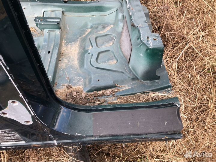 Порог со стойкой левой Ml 164