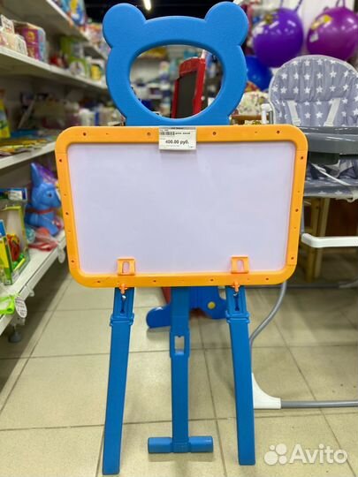 Продаю мольберт, доски для рисования