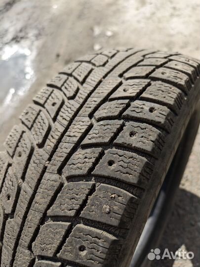 Michelin X-Ice North XIN2 205/60 R16 26T