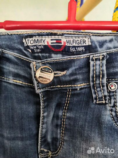 Джинсы на девочку Tommy Hilfiger